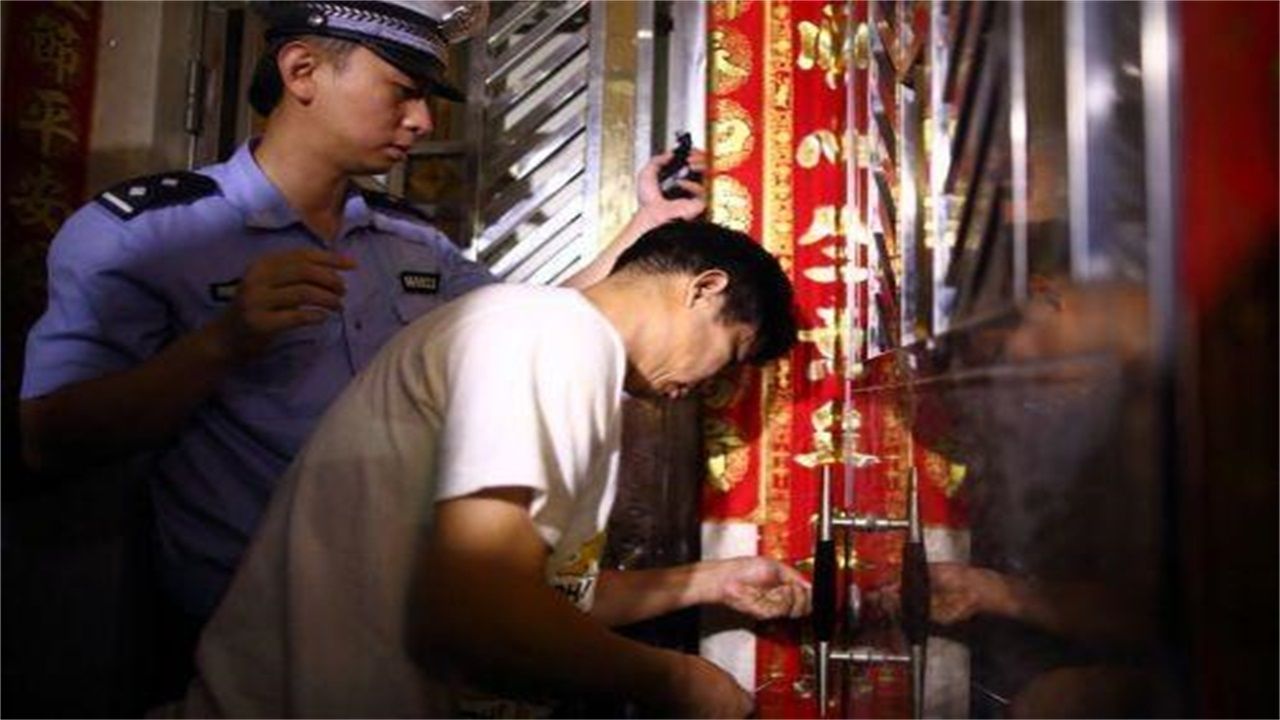 汕尾请开锁师傅开了锁后，师傅